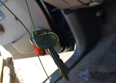 1998 Toyota Tacoma из США, поврежденный, VIN 4TAVL52N9WZ096553